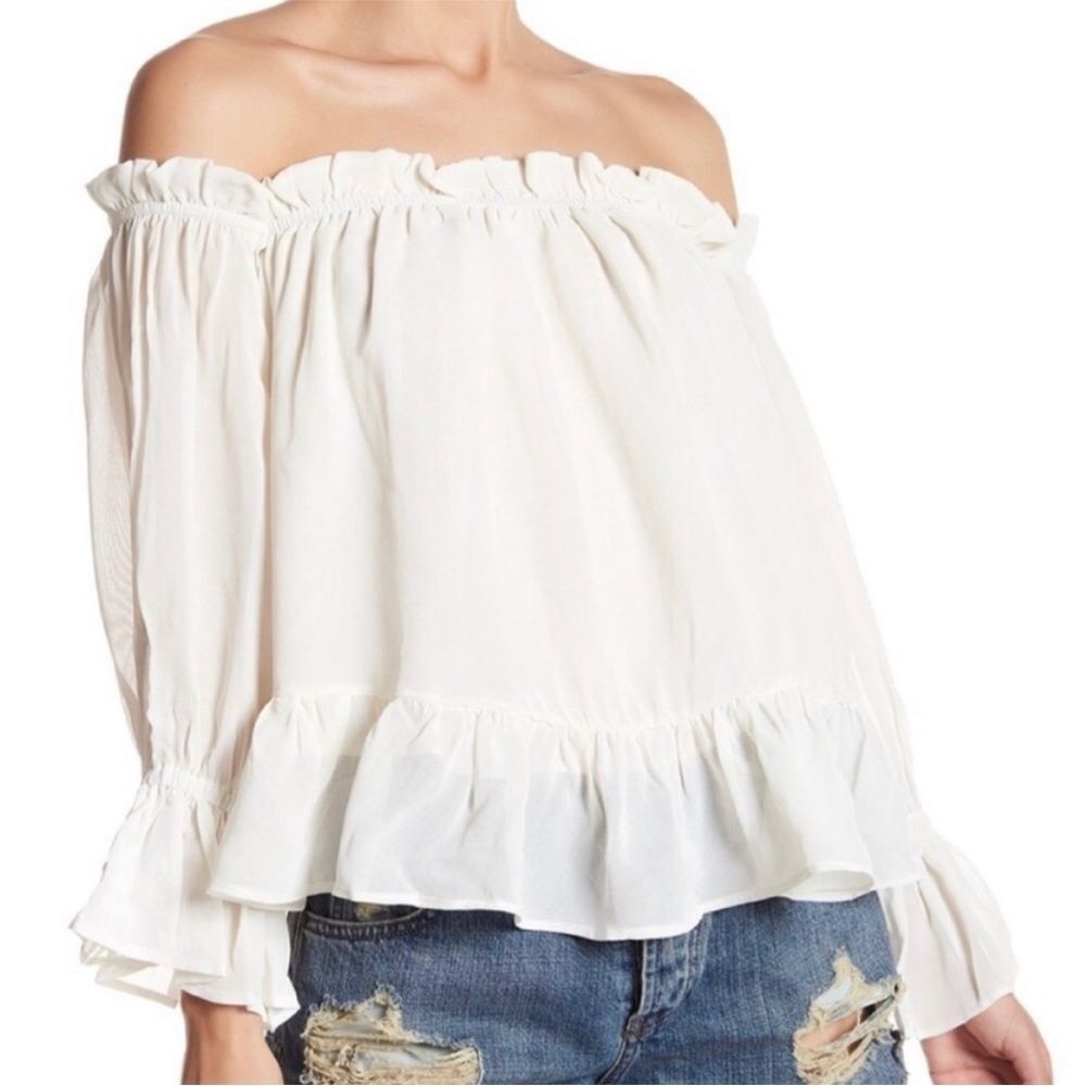 Sincerely Jules Off Shoulder Cream Blouse XS